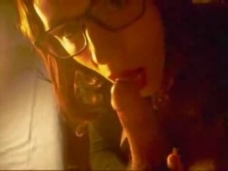 Hipster cd gaped mukaan a iso phallus pov