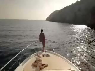 Лукс изкуство еротичен филм на на яхта