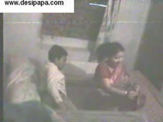 Indien paire secrètement filmé en leur chambre avalement et ayant cochon vidéo chaque autre
